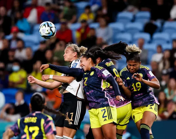 Kolumbia otti yllätysvoiton Saksasta alkulohkon ottelussa.