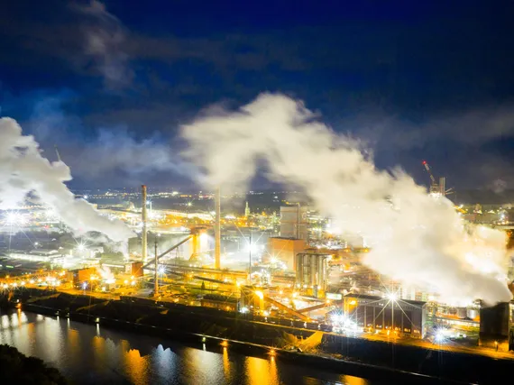 5 snt/kWh – Kriisi repesi teollisuudessa, hurja alennus sähkön hintaan tulossa Saksaan