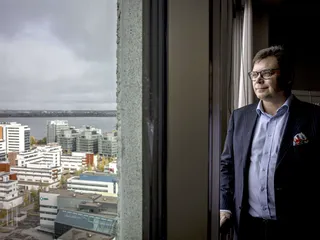 Accountorin toimitusjohtaja Niklas Sonkin yhtiön pääkonttorissa Espoossa.