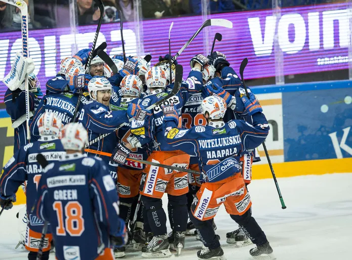 Tappara vahvistaa johtoaan, Lukon tyhjennysmyynti saa odottaa | Uusi Suomi