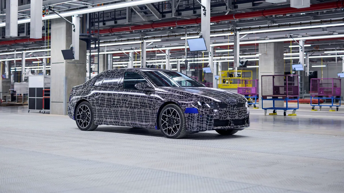 Hyvästi BMW 3-sarja: Uusi täyssähkömalli syrjäyttää 50 vuoden yhtäjaksoisen tuotannon