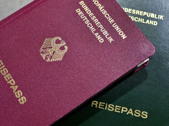 Kypsä vs poika porno