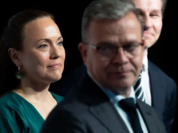 Ministerille tuli nyt varoitusmerkki – Näkyvät nim