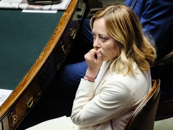 Giorgia Meloni haluaa yli 10 miljardin euron jättisillan – Italia esittää Nato-menona