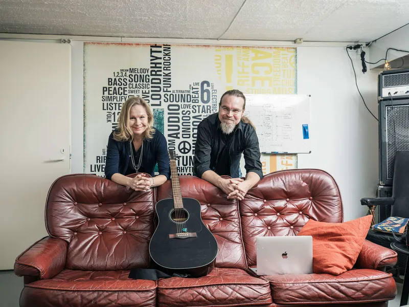 Paula Lehdon ja Topi Löppösen kymmenen vuotta sitten perustaman Musopian sovellukset on suunnattu aloitteleville kitaran ja ukulelen harrastajille.