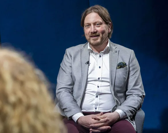 Suomen Yrittäjien Harri Hellsténiä huolestuttaa yrittäjien sosiaaliturva, johon lakiesitys ei puutu.