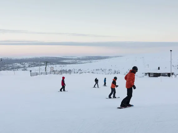 Ski Saariselkää pyörittää nyt Katajamaan perhe - ”En epäröinyt hetkeäkään,  sillä uskon laskettelun ja matkailun tulevaisuuteen” | Kauppalehti