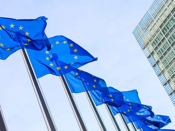 Onko euroalueen taantuma sittenkin peruttu? Ekonomistit alkavat kääntää kelkkaansa