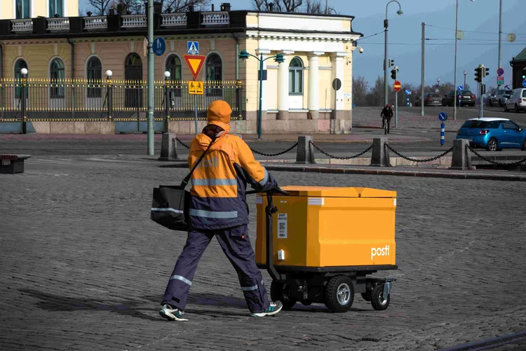Posti suuntaa pörssiin, mutta maine laahaa – Nämä yritykset menestyivät ...