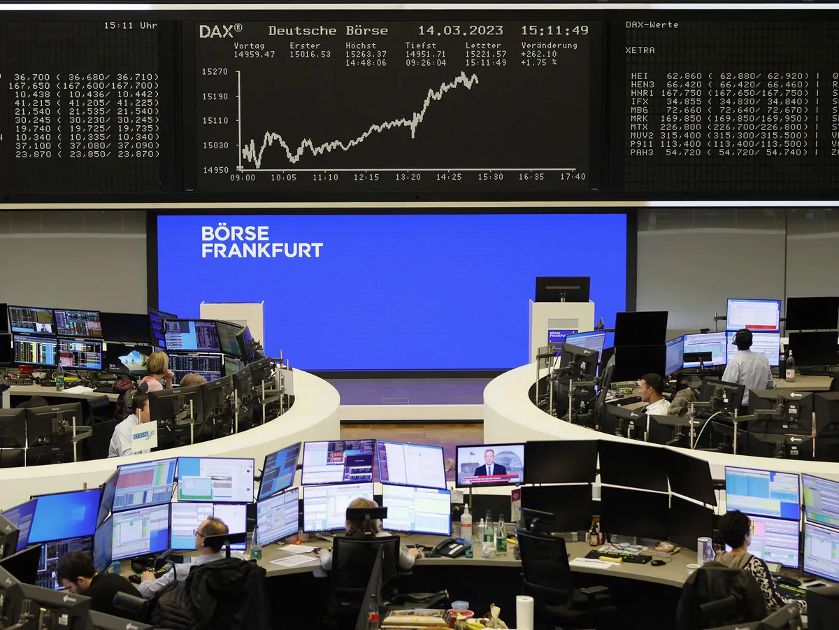 European Stock Markets Gain Ground as Investors Wait for US Economic Data