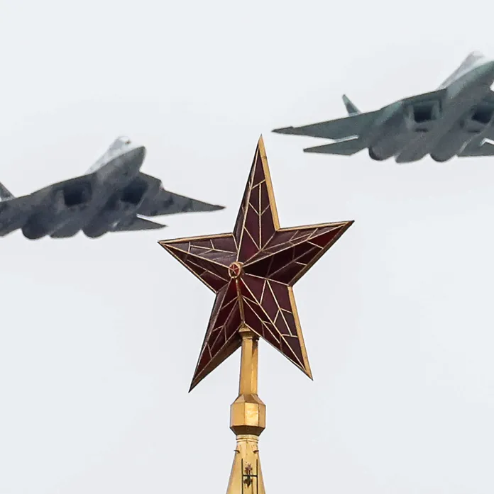 Tällaisia ovat Venäjän Su-57 ja Kiinan J-20 – Nämä häivehävittäjät USA:n  pitää peitota, kun uusi salainen ohjelma palauttaa ilmayliherruutta |  Talouselämä