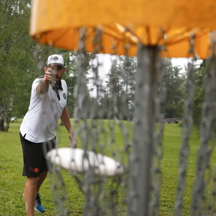 Tämän lajin suosio on räjähtänyt – Discmania on rakentanut muovikiekosta  kansainvälisen brändin | Kauppalehti