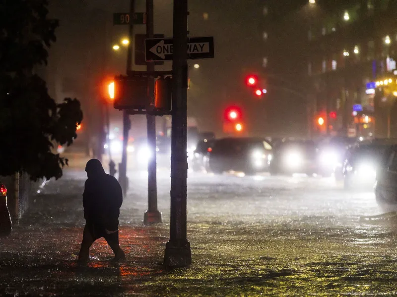 New Yorkiin satoi tunnissa Suomen heinäkuun sademäärä – Idan  poikkeuksellisuus pelottaa tutkijoita | Talouselämä
