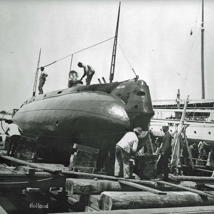 Historia: Varhaiset sukellusveneet | Tivi