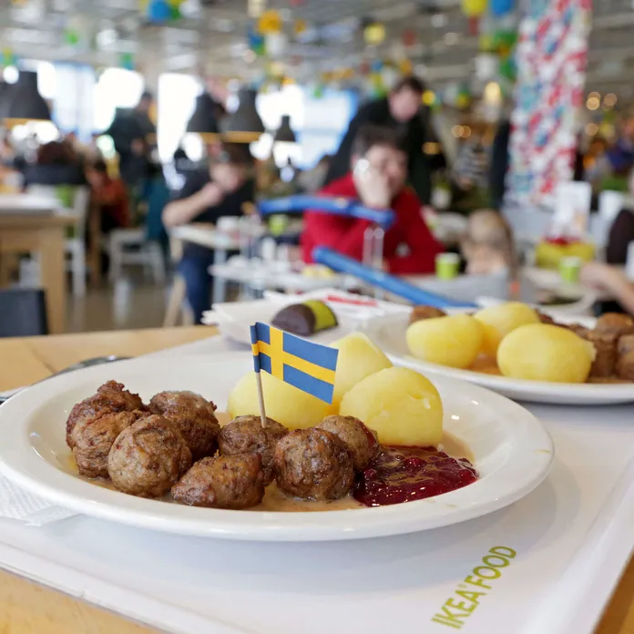 Ikea avaa uusia tankkausasemia lihapullistaan jalostetulle biokaasulle |  Kauppalehti