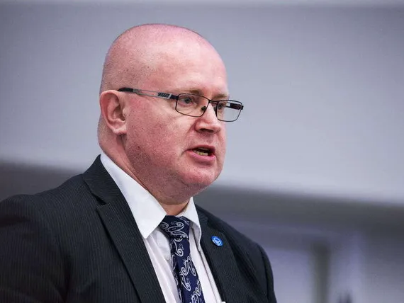 Työpaikan vaihtaminen stressi