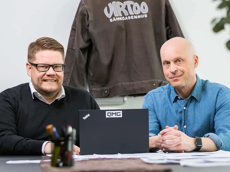 QMG:n aluejohtaja Mikko Sahikallio (vas.) ja Virtoo Oy:n toimitusjohtaja Antti Pitkänen.