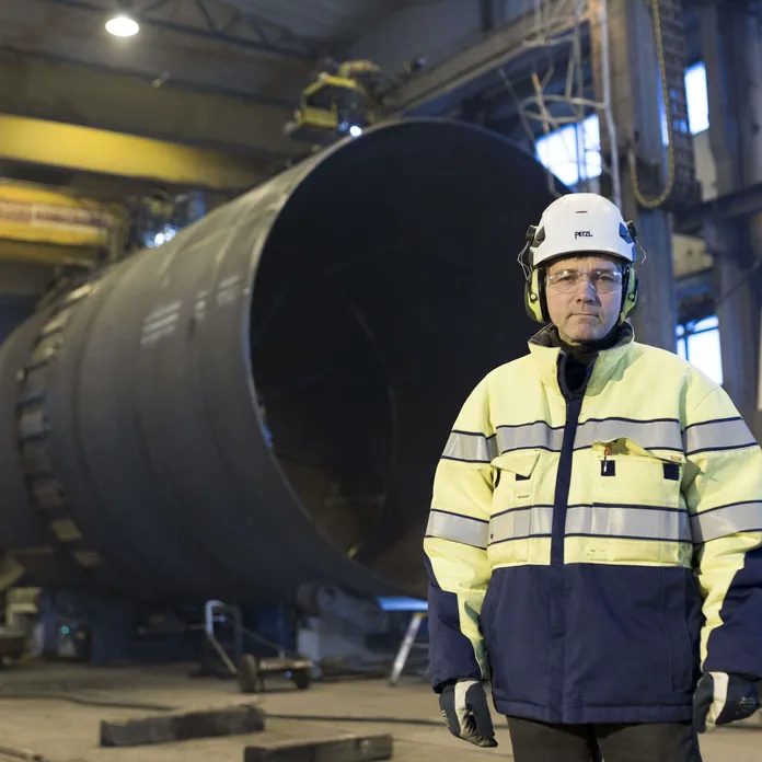 150 metriä ja 700 000 kiloa – Iissä valmistuu Metsä Groupin sellutehtaalle  maailman suurin meesauuni | Kauppalehti