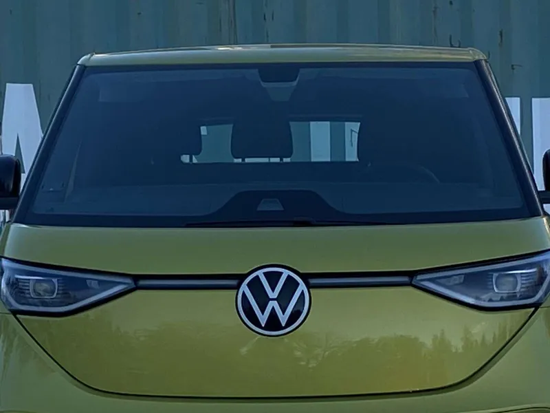 Volkswagen-konserni valitsi Yhdysvaltain sijasta Kanadan sähköautoihin akkuja valmistavan tehtaansa sijoituspaikaksi. Autonvalmistaja hyötyy näin sekä Kanadan että USA:n ilmastotuista.