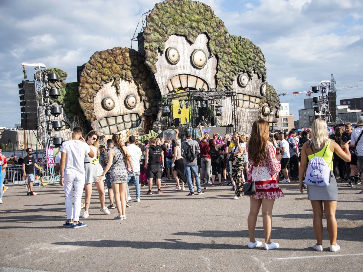 Weekend-festivaalin järjestäjäyritykselle ropisee maksuhäiriöitä –  omistajat myivät festivaalin, perustaja lähti uuteen yhtiöön ja maksut  jäivät rästiin | Kauppalehti