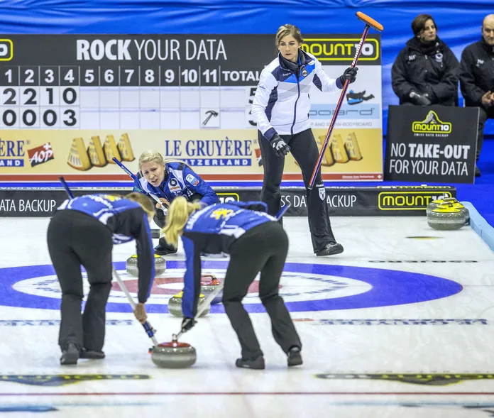 Suomalainen curling-joukkue olympialaisiin, herääkö buumi taas henkiin? |  Uusi Suomi