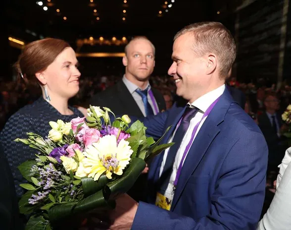Diplomi-insinööri Mari-Leena Talvitie kampanjoi pohjoisen ehdokkaana.