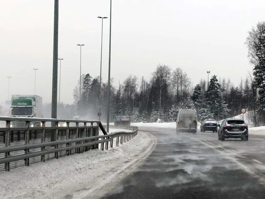 Jos Autovero Loppuisi, Bensan Hintaan Tulisi Hurja Korotus, Laski ...