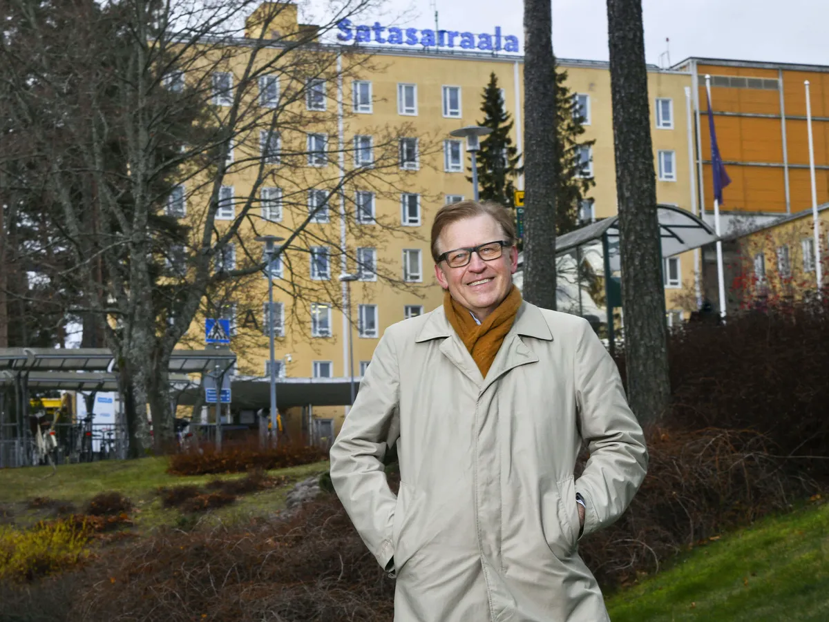 Psykiatreja pyydetään eläkkeeltä töihin Satakunnassa – ”Meillä on varaa  huomioida hakijan palkassa kokemus ja ammattitaito” | Mediuutiset