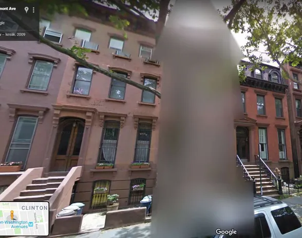 Google Mapsiin on alkanut ilmestyä sumennettuja taloja.