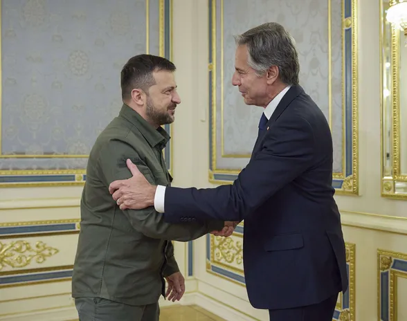 USA:n Antony Blinken tapasi Volodymyr Zelenskyin Kiovassa keskiviikkona ja kertoi Yhdysvaltain uudesta aseapupaketista. Ukrainan vastahyökkäyksen edistymistä hän piti ”rohkaisevana”.