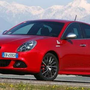 Alfa Romeo Giulietta >> Uudestisyntynyt Pienokainen Alfa Romeo Giulietta Kauppalehti Alfa Romeo Giulietta >> Uudestisyntynyt Pienokainen Alfa Romeo Giulietta Kauppalehti