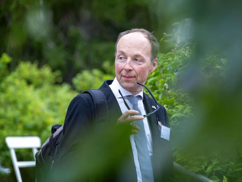 Perussuomalaisten entinen puheenjohtaja Jussi Halla-aho toimii eduskunnan puhemiehenä. Kuvassa Halla-aho kuvattuna elokuussa 2023 Luumäellä Kotkaniemi-Foorumissa.